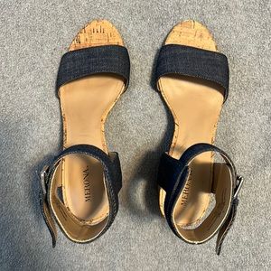 MERONA Womens Navy Chunky Heels